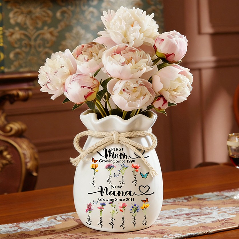 Custom Family Garden Birth Flower Vase With Grandchildren Name For Mother's Day Gift