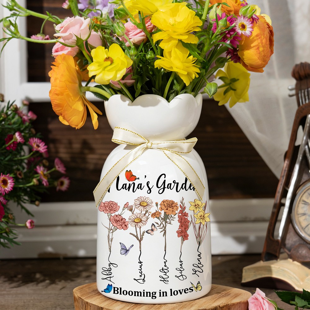 Custom Family Garden Birth Flower Vase With Grandchildren Name For Mother's Day Gift