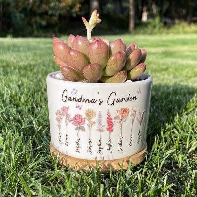 Custom Birth Month Flower Plant Pot Grandma's Garden Plant Pot Mother's Day Gift